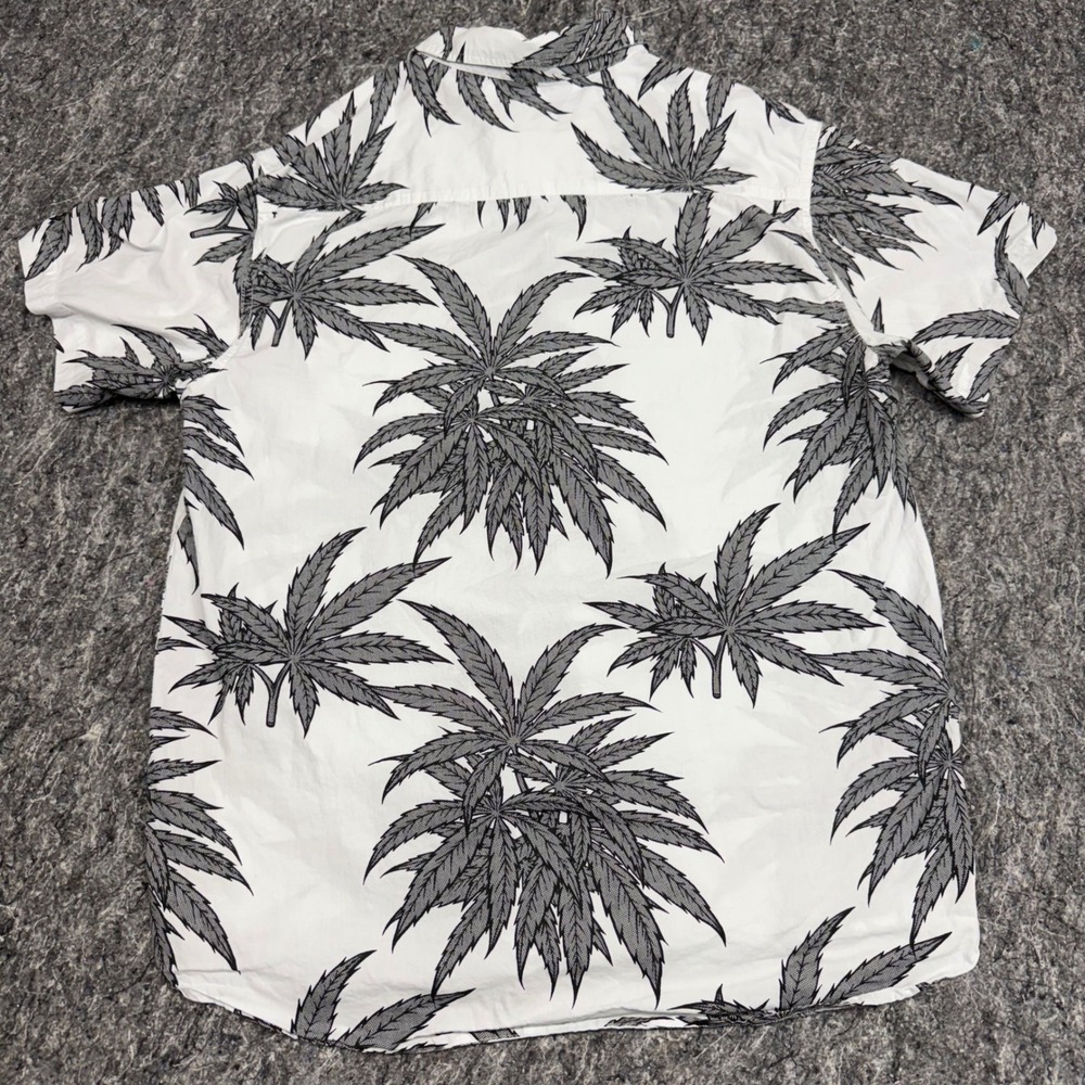 Eighty Eight Mens XL White Black Pot Leaf Print Cotton Short Sleeve Button Down - Picture 11 of 11